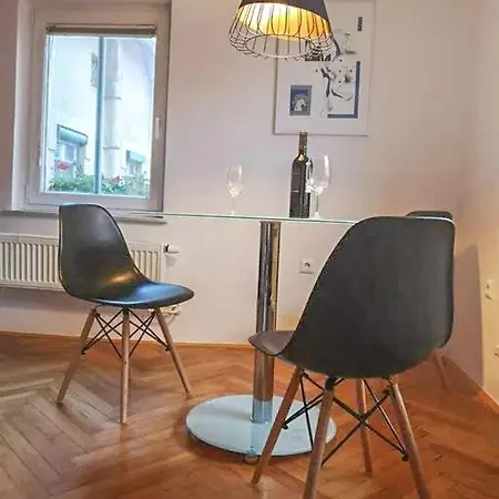 Krakovo By The River