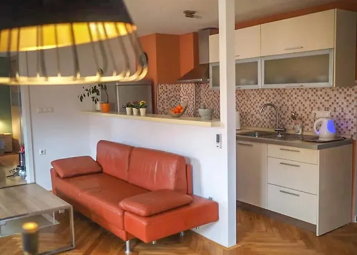 Krakovo By The River *