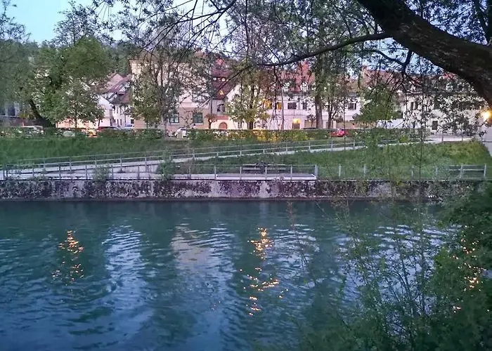 Krakovo By The River Lublaň