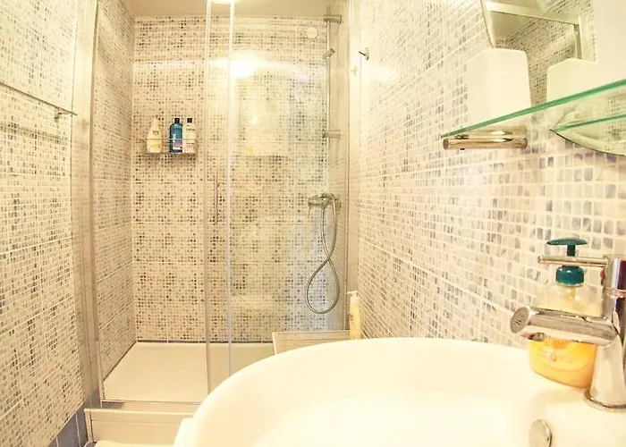 Krakovo By The River