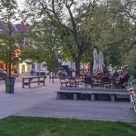 Διαμέρισμα Krakovo By The River *